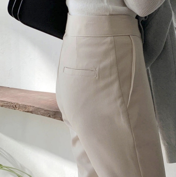 *SOLD*Yesstyle Beige mid rise pants size M - Picture 3 of 8